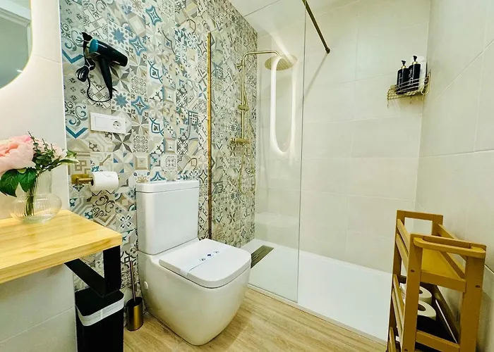 Stylish Near Center Apartamento