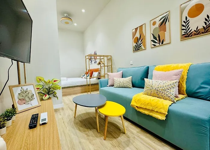 Stylish Near Center
